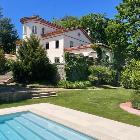 Espectacular Casa Chateau En El Centro De Olot Exterior foto